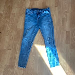 blue skinny jeans fits more like 6